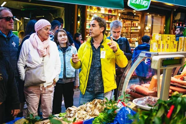 Istanbul: Guided Food and Culture Tour