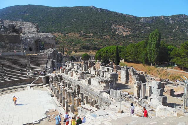 Kuşadası: Efes Atik Kenti ve Meryem Ana Özel Turu