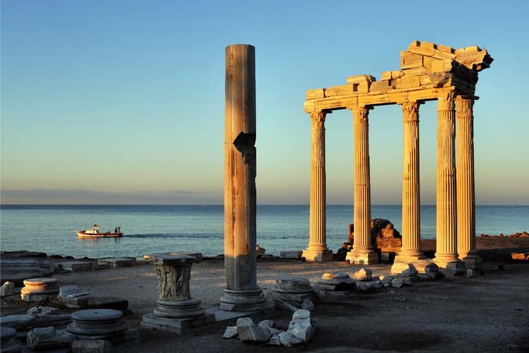 Antalya: Antik Roma Alanları & Şelale Turu