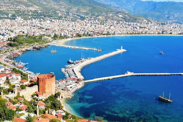 Antalya Havalimanı’ndan: Alanya’ya Tek Yön Özel Transfer