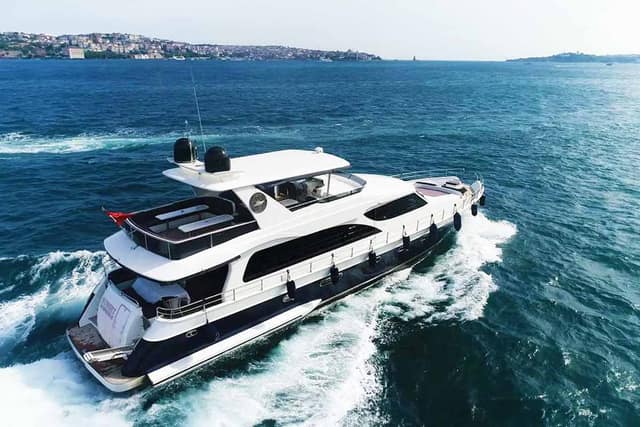 Istanbul Bosphorus Sunset Yacht Cruise