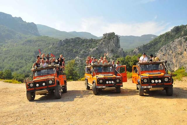 Kusadasi: Jeep Safari Tour