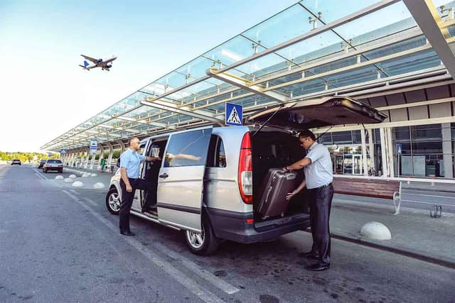 From Antalya Airport: One-way Private Transfer to Side