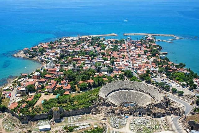 From Antalya Airport: One-way Private Transfer to Side