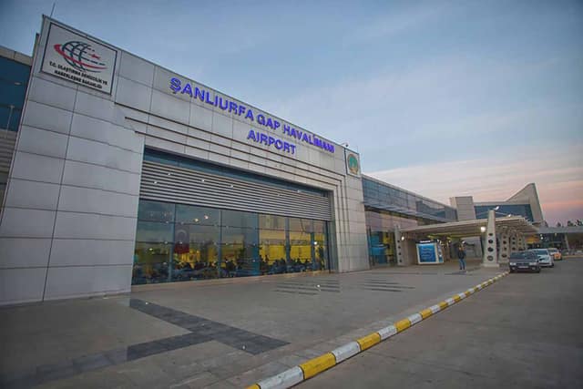 Şanlıurfa GAP Havalimanı: Merkezi Otellere Özel Transfer