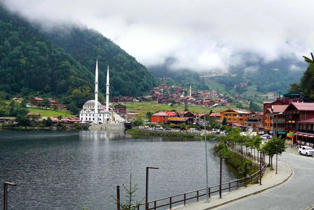 Uzungol